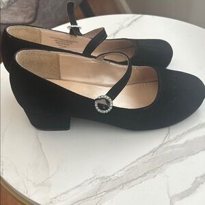 Place Black Dress Shoes with Sparkling Buckle